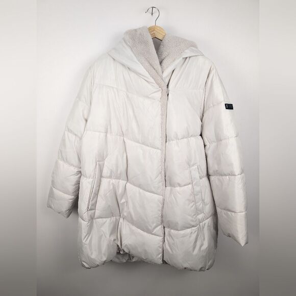 BCBGmaxazria White Puffer Winter Coat Women's Oversized XL Faux Fur Hooded Warm - Picture 3 of 16
